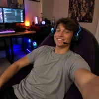 Lucas M.